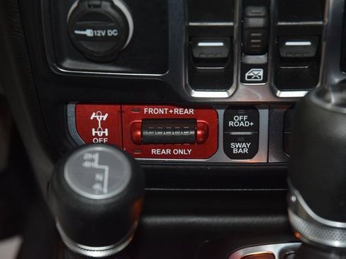 Used 2024 Jeep Wrangler Unlimited Rubicon image 36