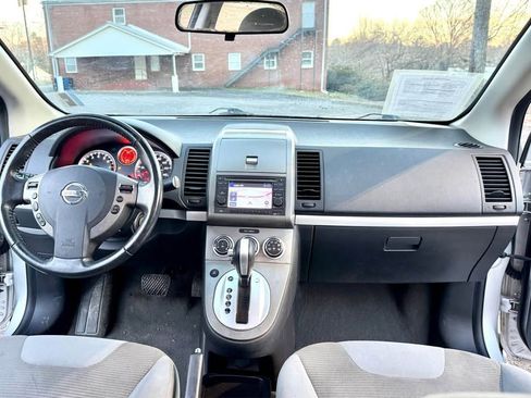 Used 2012 Nissan Sentra 2.0 SR w/ Special Edition Pkg image 9
