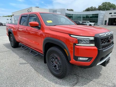 Used 2025 Nissan Frontier PRO-4X w/ Pro Premium Package AWD/4WD image 2