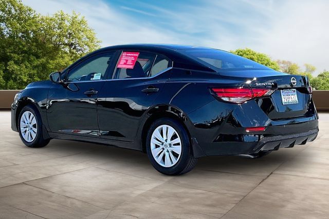 Certified 2025 Nissan Sentra S FWD image 4