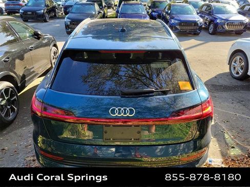 Used 2019 Audi e-tron Prestige w/ Prestige Package image 21