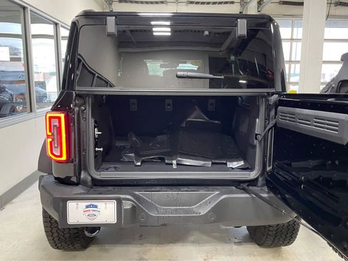 Used 2025 Ford Bronco Outer Banks w/ Sasquatch Package image 30