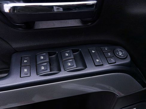 Used 2019 Chevrolet Silverado 2500 LTZ w/ Duramax Plus Package AWD/4WD image 21
