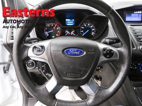 Used 2016 Ford Transit Connect XL image 10