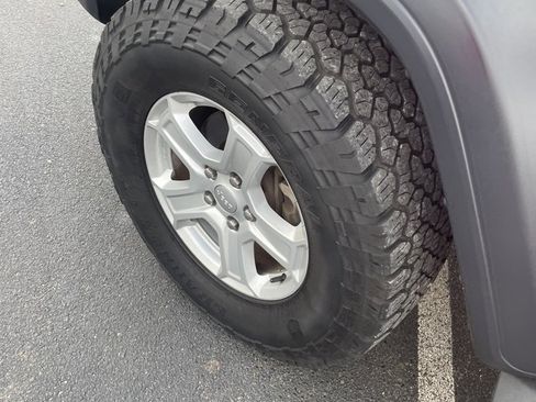 Used 2019 Jeep Wrangler Unlimited Sport S image 9