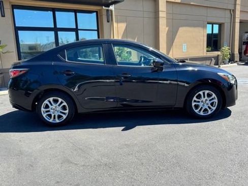 Used 2016 Scion iA FWD image 8