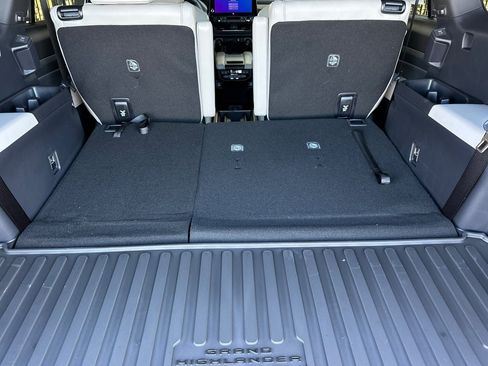 New 2026 Toyota Grand Highlander AWD Hybrid image 19