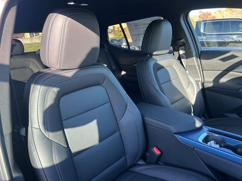 New 2026 Chevrolet Equinox EV LT w/ LPO, Blackout Package FWD image 45