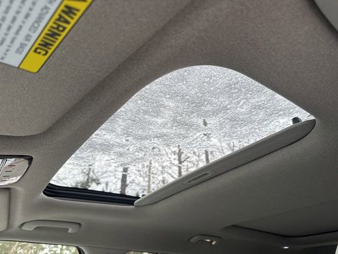 Used 2024 Hyundai Santa Fe Limited image 26