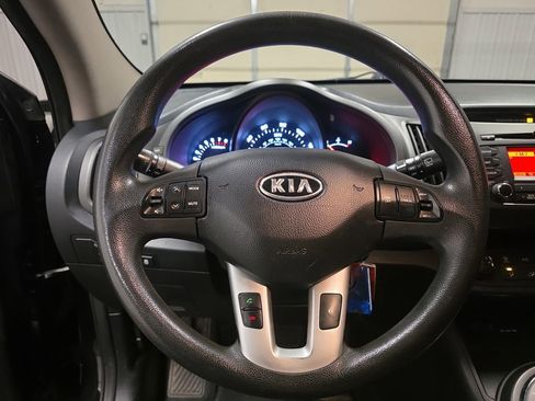 Used 2011 Kia Sportage LX image 8