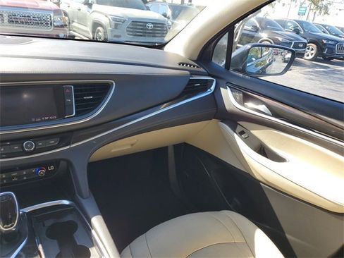 Used 2021 Buick Enclave Essence w/ Sound and Sites Package image 13