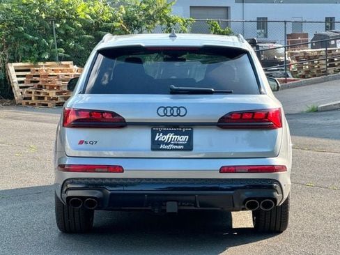 New 2026 Audi SQ7 Prestige AWD/4WD image 7