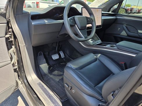 Used 2025 Tesla Model X AWD/4WD image 11