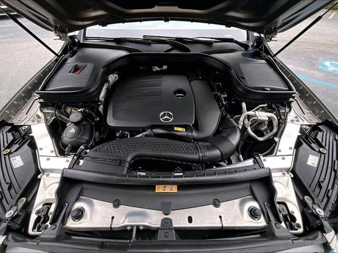 Used 2022 Mercedes-Benz GLC 300 4MATIC image 32