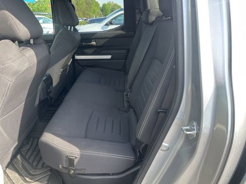 Used 2024 Toyota Tacoma TRD Off-Road image 9