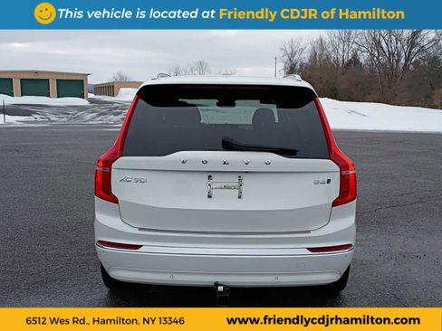 Used 2023 Volvo XC90 B6 Ultimate w/ Lounge Package image 4