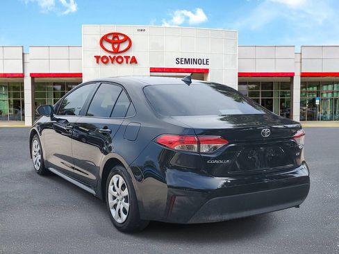 Used 2024 Toyota Corolla LE FWD image 4