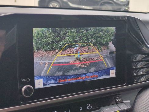 Certified 2025 Toyota Camry SE image 20