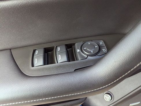 Used 2024 Chevrolet Blazer LT w/ Sound & Technology Package image 30