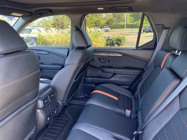 Used 2026 Honda Passport TrailSport image 17