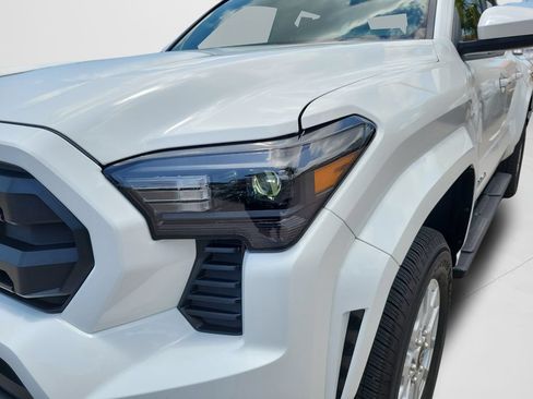 Certified 2025 Toyota Tacoma SR5 RWD image 34