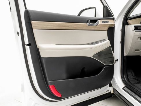 Used 2021 Hyundai Palisade Limited image 40