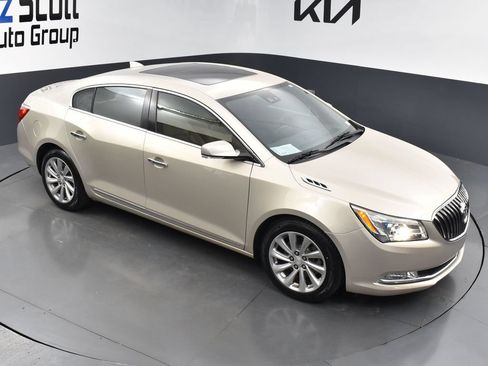 Used 2015 Buick LaCrosse Leather w/ Experience Buick Package FWD image 15