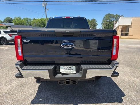 New 2025 Ford F250 XLT w/ FX4 Off-Road Package AWD/4WD image 7