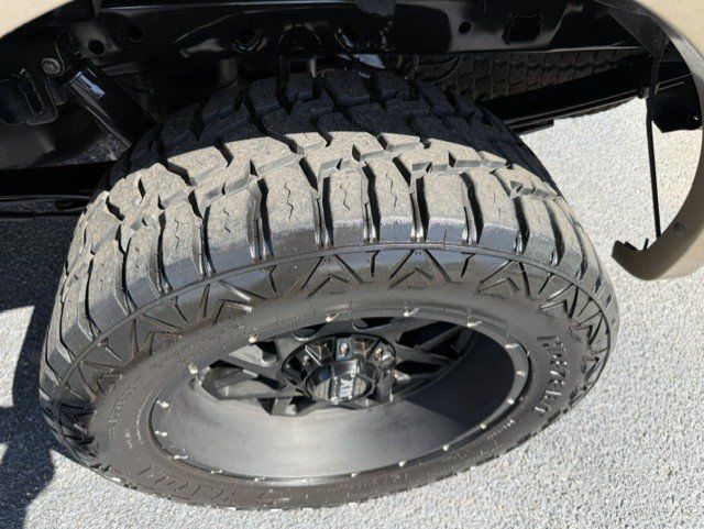 Used 2013 Ford F150 Lariat w/ Luxury Equipment Group AWD/4WD image 8