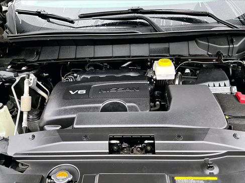 Used 2022 Nissan Pathfinder SV image 34