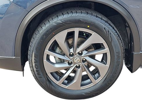 Used 2016 Nissan Rogue SL w/ SL Premium Package FWD image 31