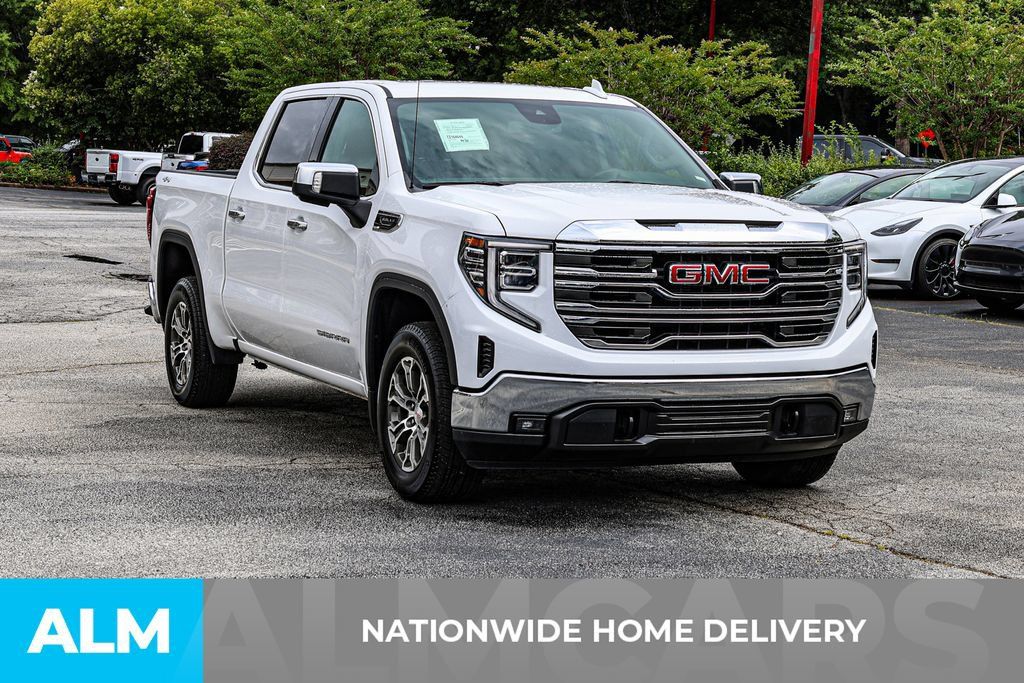 Used 2026 GMC Sierra 1500 SLT AWD/4WD image 4
