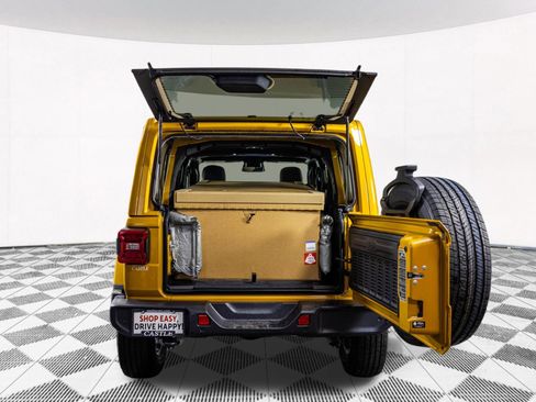 New 2026 Jeep Wrangler Unlimited Sahara AWD/4WD image 36