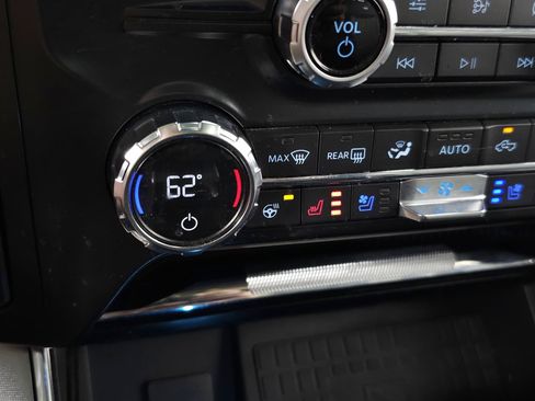 Used 2021 Ford F150 Limited AWD/4WD image 36