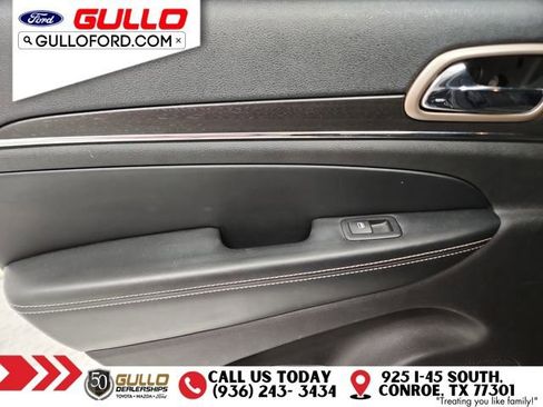 Used 2015 Jeep Grand Cherokee Limited image 16