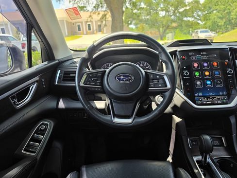 Used 2023 Subaru Ascent Touring AWD/4WD image 9