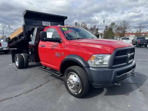 Used 2017 RAM 5500 Tradesman w/ Max Tow Package image 2