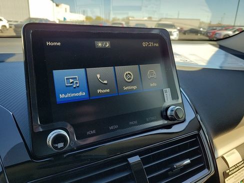 New 2026 Mitsubishi Eclipse Cross LE image 13