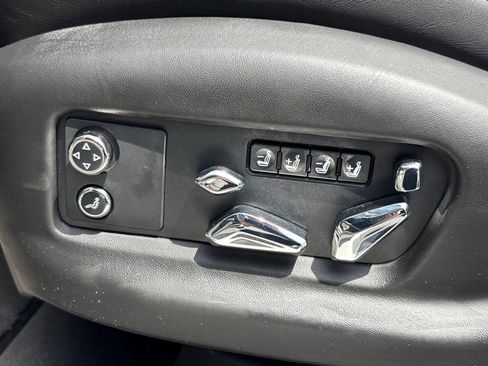 Used 2021 Bentley Flying Spur W12 AWD/4WD image 21