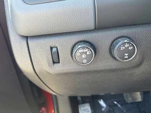 Used 2016 Chevrolet Colorado Z71 AWD/4WD image 36