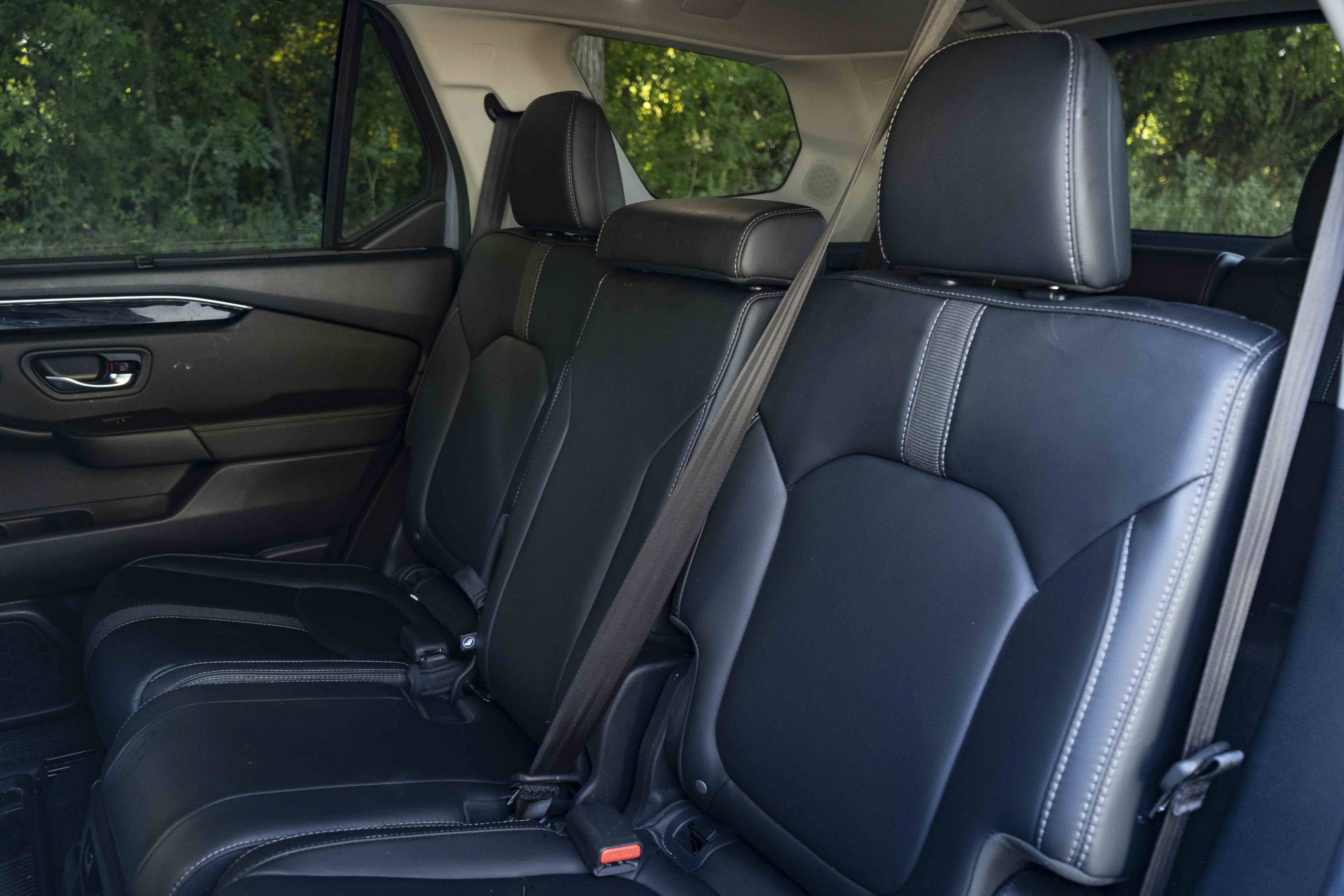 Used 2025 Honda Pilot Touring image 18