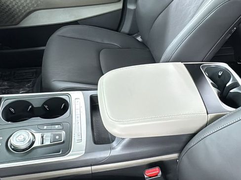 New 2026 Kia Carnival LXS FWD image 34