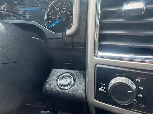 Used 2017 Ford F150 Lariat w/ Equipment Group 502A Luxury AWD/4WD image 41