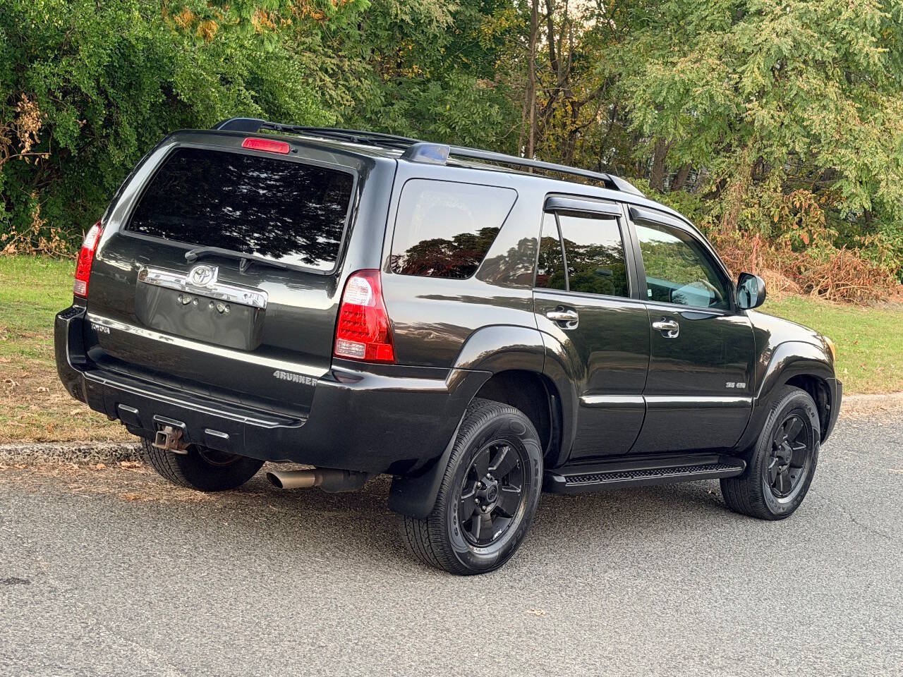 Used 2007 Toyota 4Runner SR5 AWD/4WD image 34
