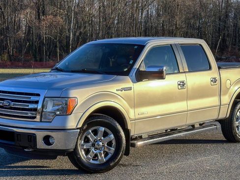 Used 2013 Ford F150 Lariat w/ Lariat Chrome Pkg image 3
