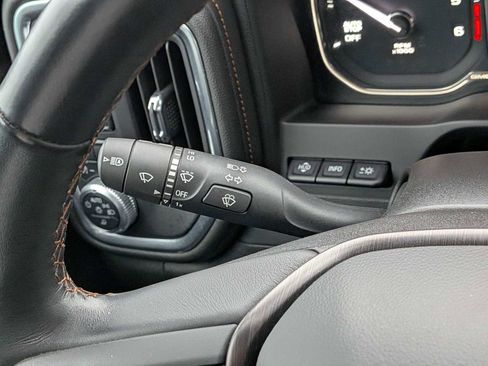 Used 2020 GMC Sierra 1500 AT4 w/ AT4 Premium Package image 28
