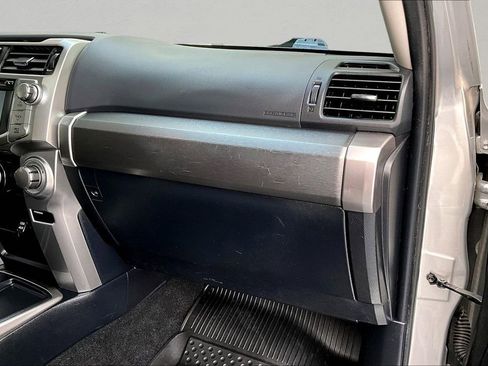 Used 2019 Toyota 4Runner SR5 Premium RWD image 25