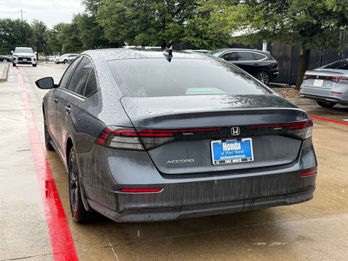 Used 2025 Honda Accord SE image 3