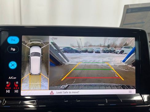 New 2026 Volkswagen Atlas SEL Premium R-Line image 18