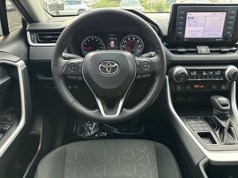 Used 2022 Toyota RAV4 XLE w/ Convenience Package AWD/4WD image 13